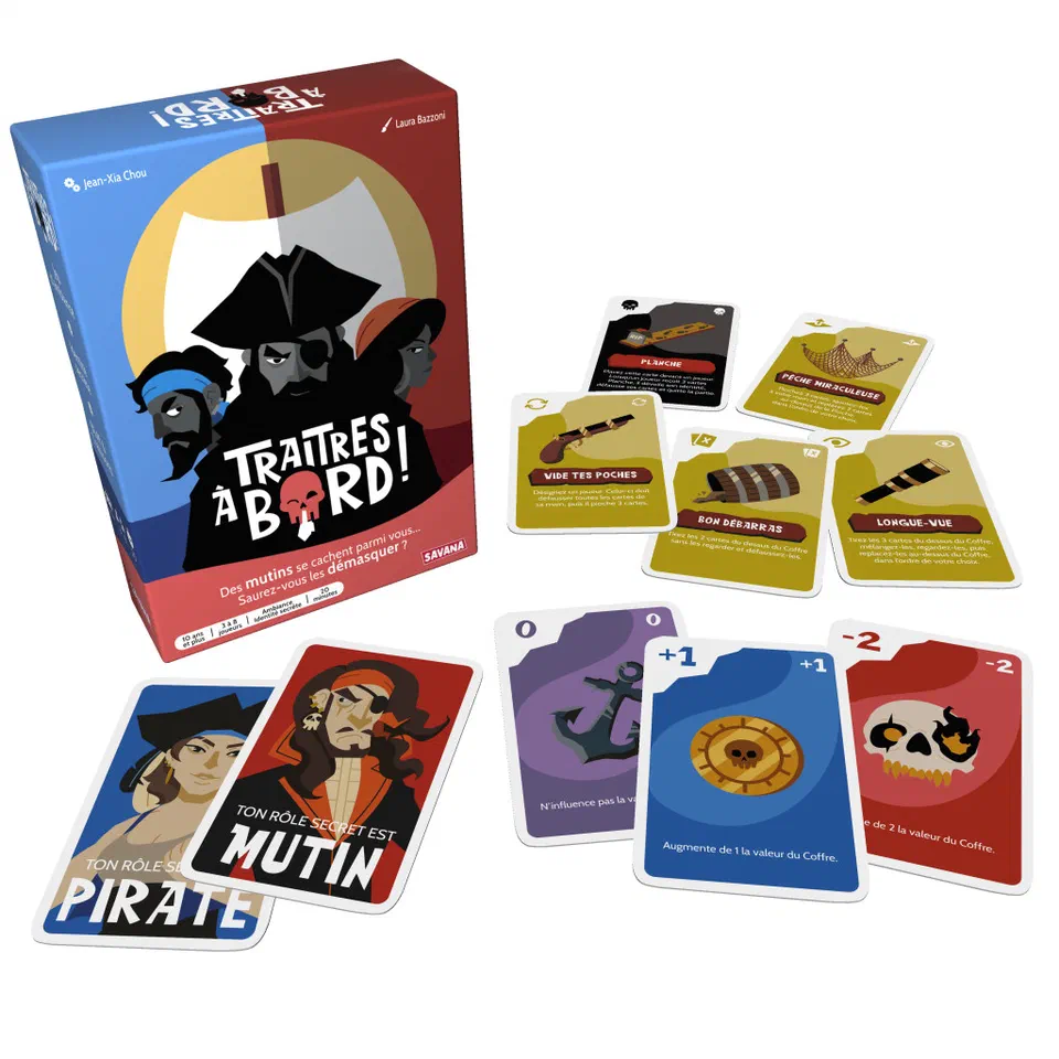 Boîte française de Traîtres à Bord ! entourée de cartes Pirate, Mutin, Butin +1, 0 et -2 et de cartes Action Planche, Longue-vue et Vide tes poches
