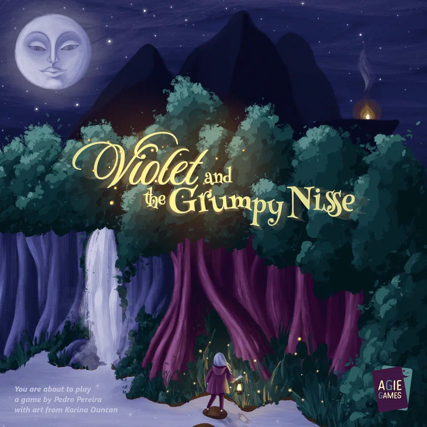 Boîte de Violet and the Grumpy Nisse : une fillette avec sa lanterne au pied d'une forêt violette, sous une lune à visage