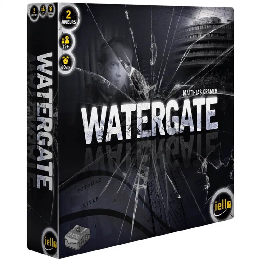 Boîte française de Watergate, jeu de Matthias Cramer édité par Iello, 2 joueurs, 12 ans et plus